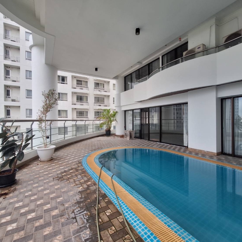 Le Raffine Sukhumvit 24