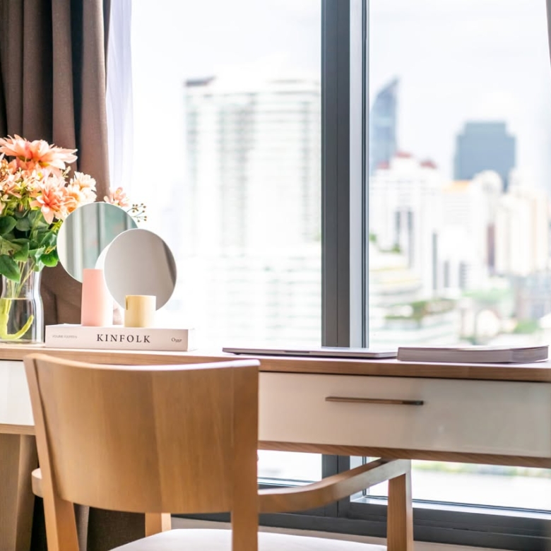 M Thonglor 10