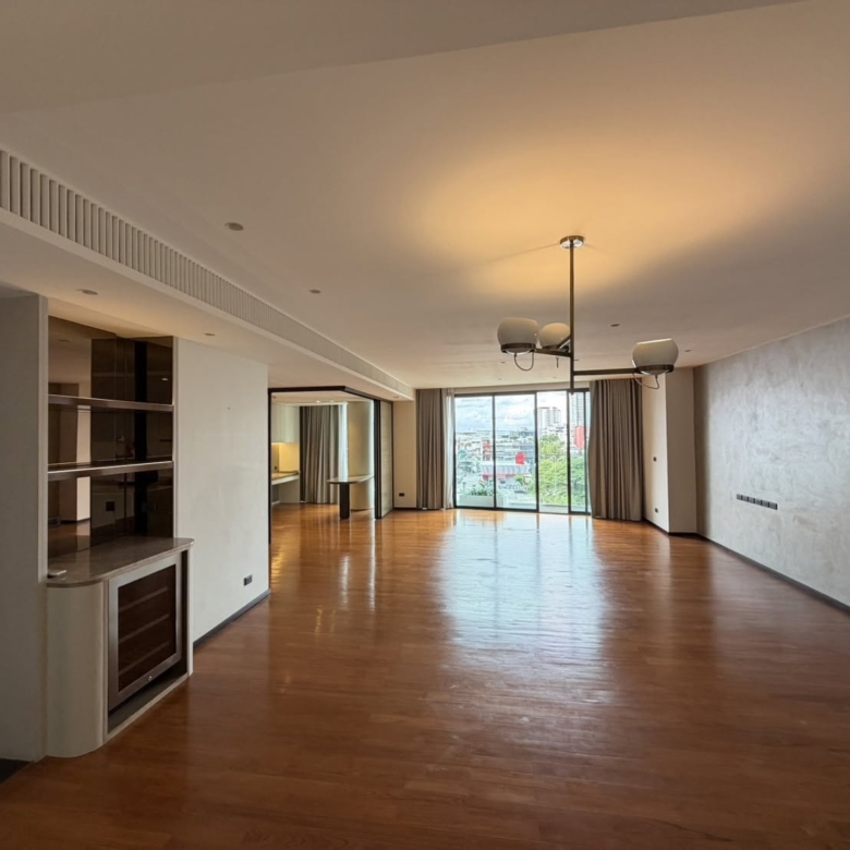 La Citta Delre Thonglor 16