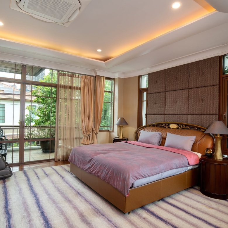 Baan Sansiri Sukhumvit 67