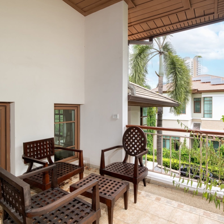 Baan Sansiri Sukhumvit 67