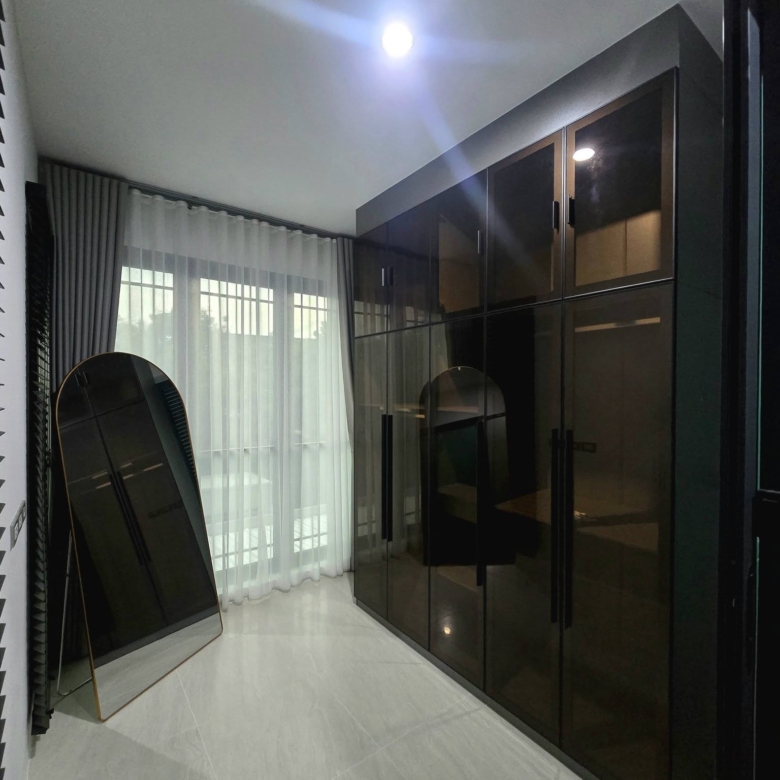 Baan Klang Muang Classe Sukhumvit 77