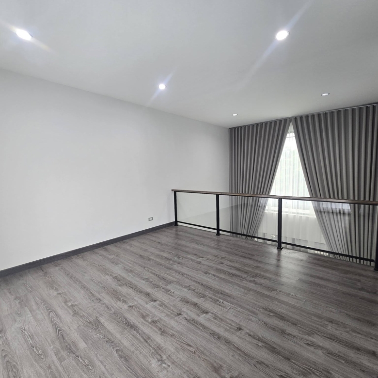 Baan Klang Muang Classe Sukhumvit 77